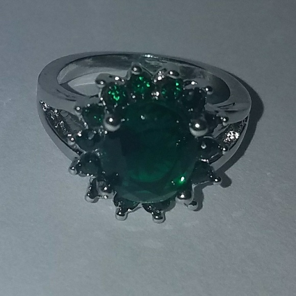 Cocktail ring - Picture 2 of 2